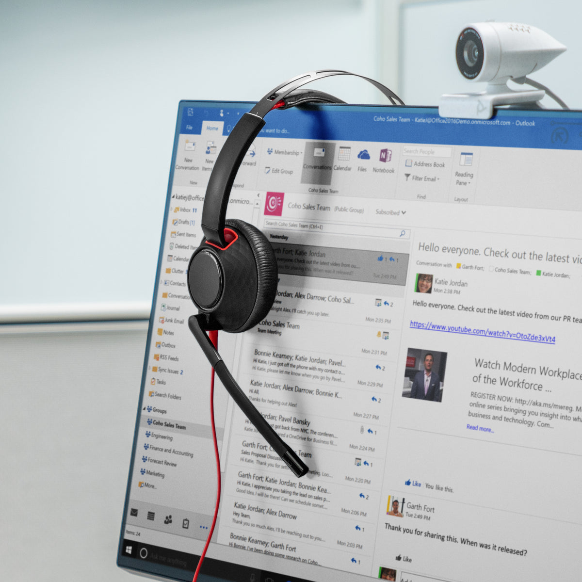 HP Poly Blackwire 5220 Stereo USB-C Headset +3.5mm Plug +USB-C/A Adapter